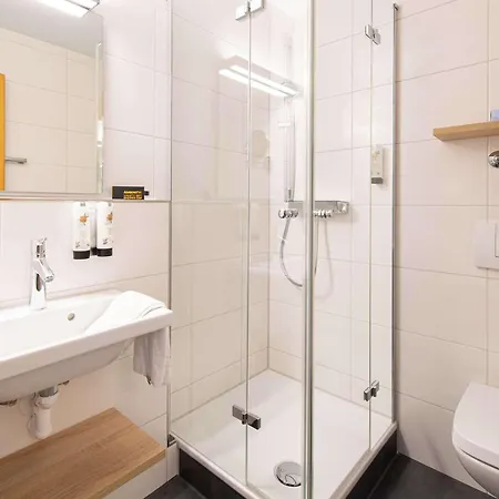 Aramis Tagungs- Und Hotel 4*