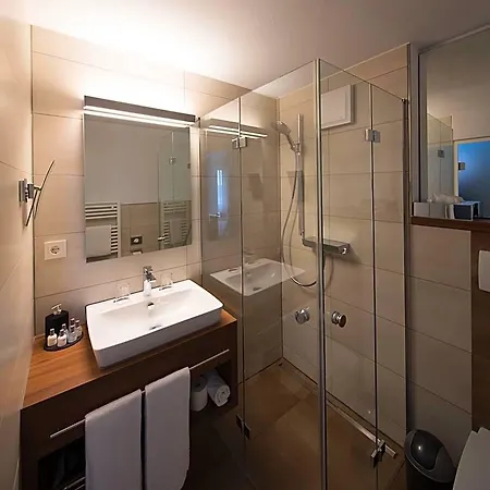 Aramis Tagungs- Und Hotell 4*