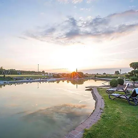 Aramis Tagungs- Und Hotell 4*