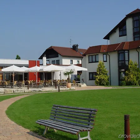 Aramis Tagungs- Und Hotel 4*
