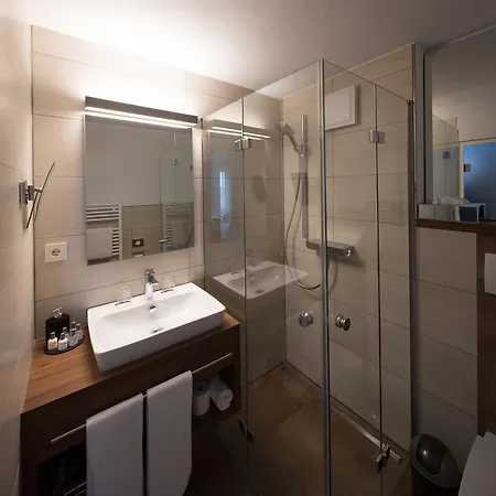 Aramis Tagungs- Und Hotel